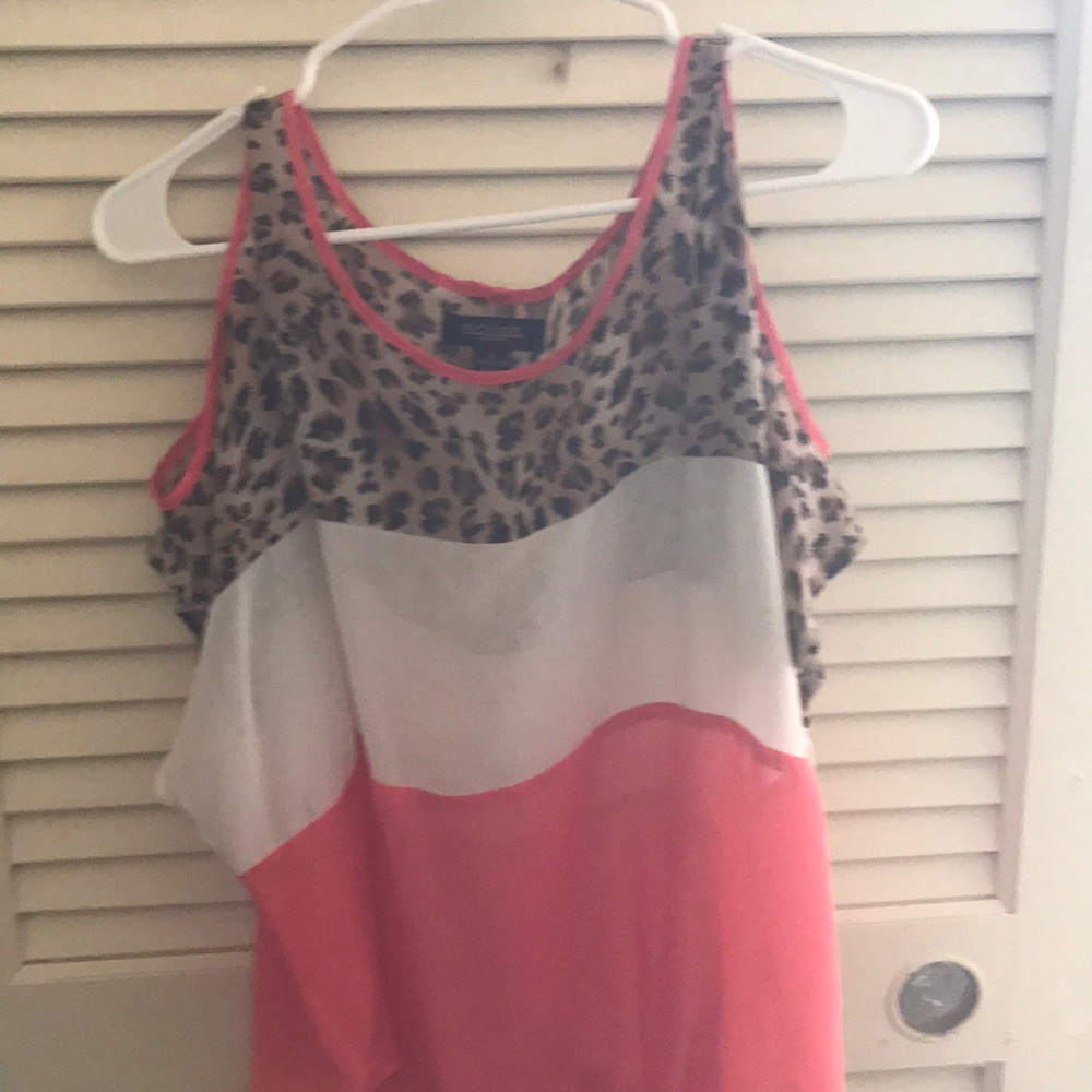 Shirts - Picture 2 of 3